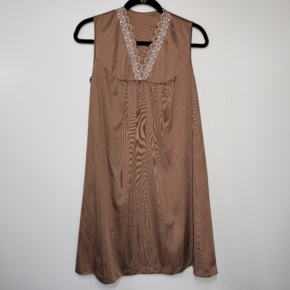 Vintage J.C Penney Brown Embroidered Sleeveless Nightgown SMALL Made in  USA